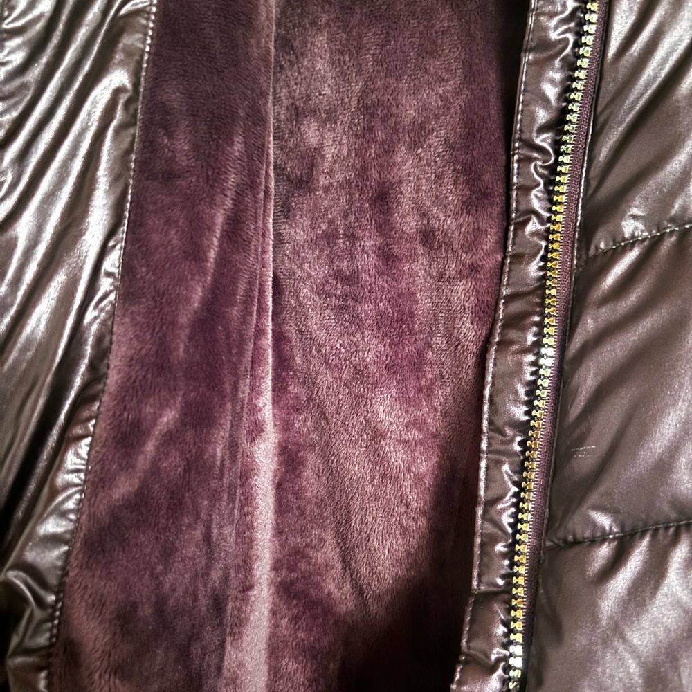 Juicy couture puff jacket girls size 14. Gently used. Plum/dark purple. - Picture 4 of 8